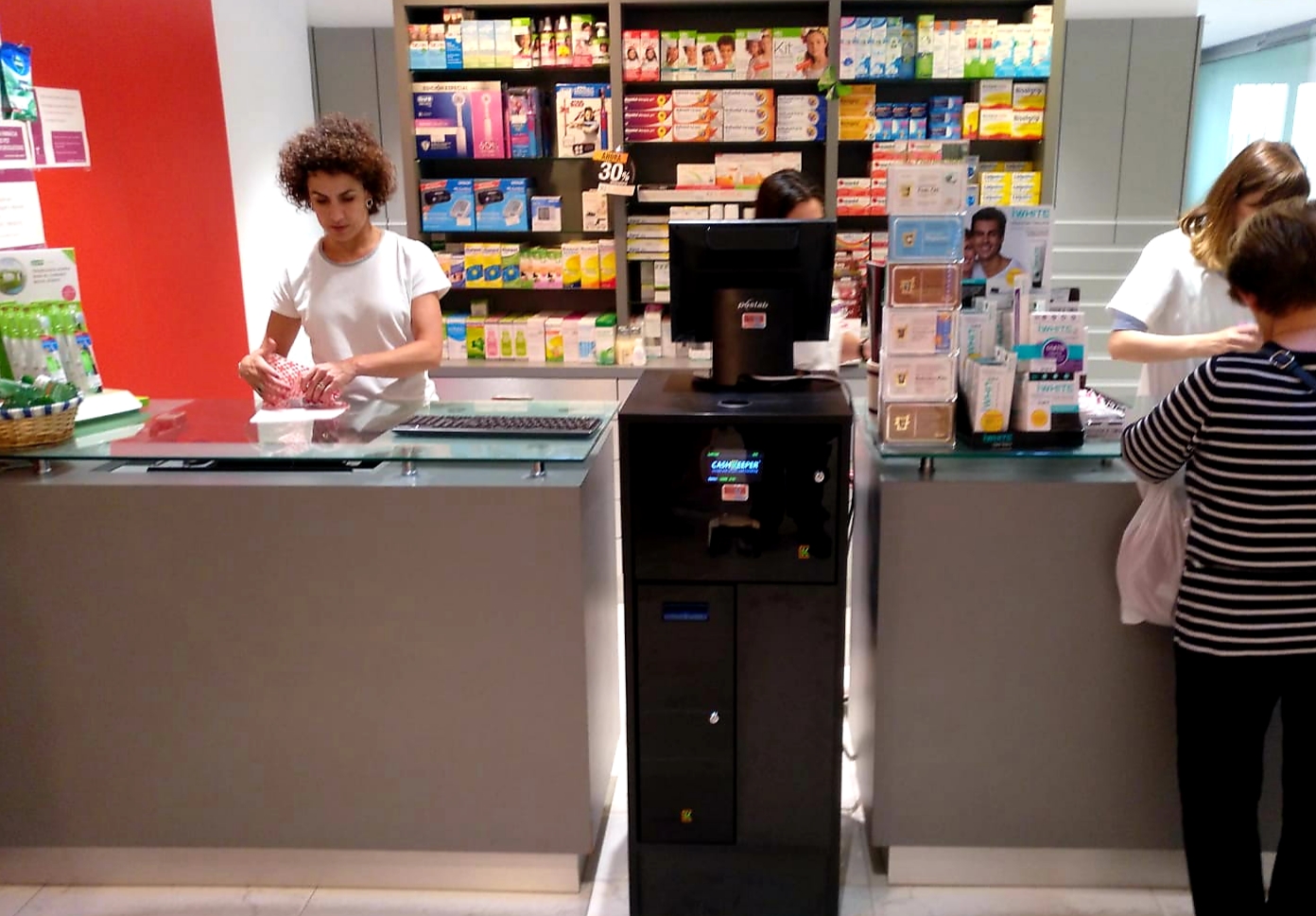 CashKeeper en un punto de atención de farmacia